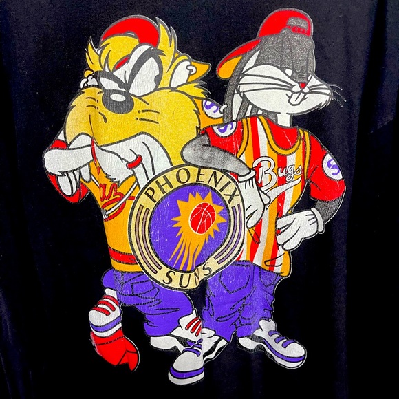 Looney tunes Tee - Picture 3 of 3